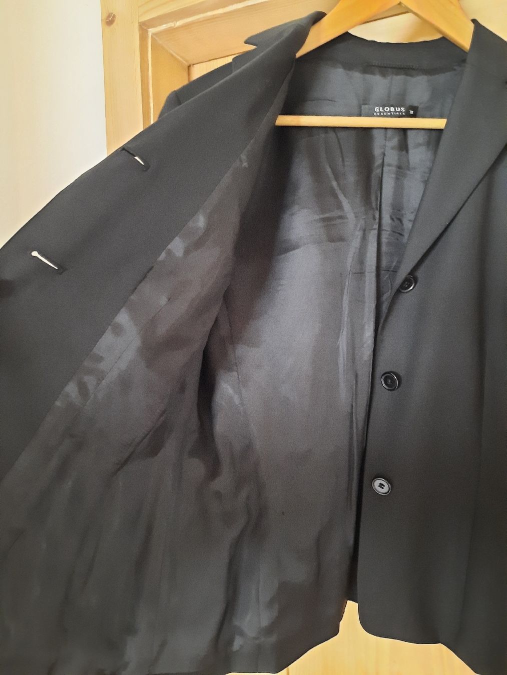 Globus Giacche: Schwarzer Blazer von Globus - Grösse 38 - top Zustand – Nuovo (secondo la descrizione) da Unterterzen venduto da elebo 1