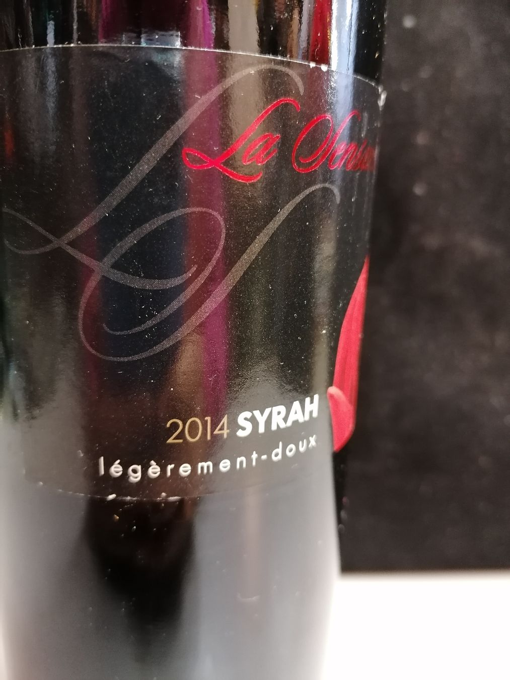 Vino: LA SENSUELLE SYRAH 2014 – Nuovo (secondo la descrizione) da Genève venduto da Leboucheoreilles 1