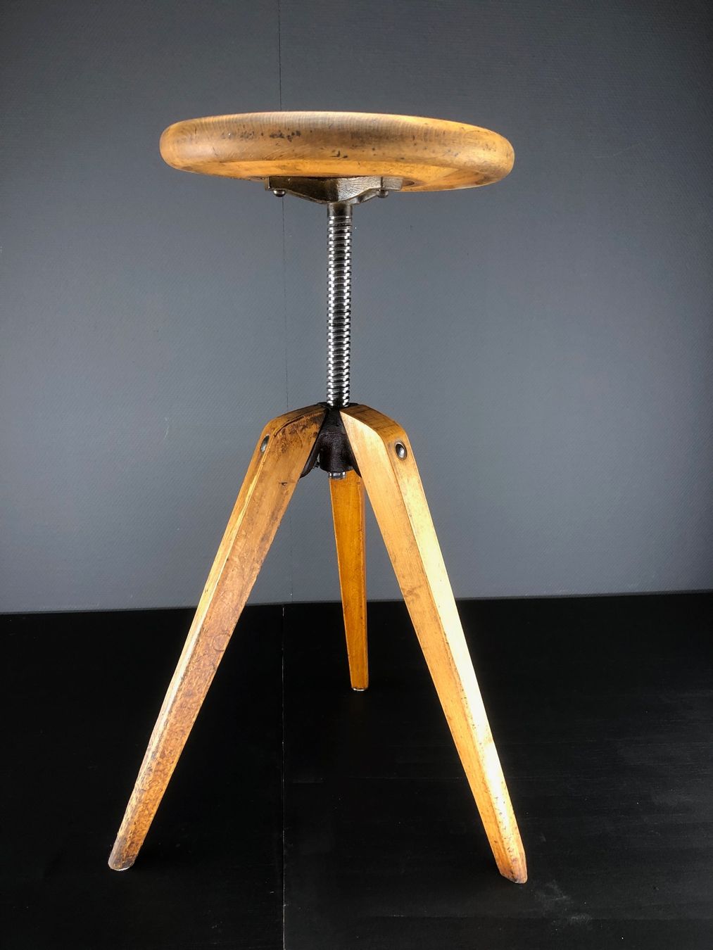 Sgabelli: Toller, Vintage Werkstatthocker, schönes Design – Usato da Laufenburg venduto da industrial-silence