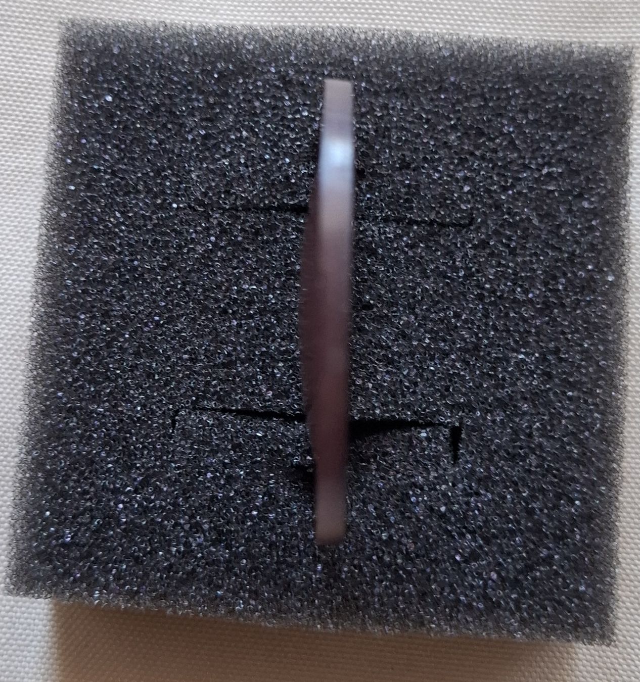 Knöpfe: 1 Knopf, Lila, Durchmesser 38 mm. – Gebraucht aus Dietikon von Hirschkopf 1