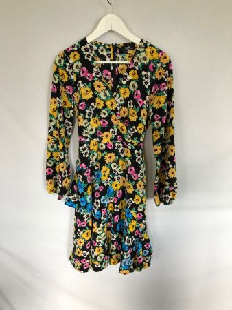 Robe à fleurs volantée Wallis taille 36 neuve