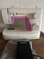 Singer Nähmaschine inkl. Fußpedal & Staubschutz  neuwertig