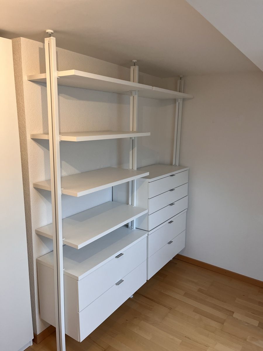 Modulares & flexibles Regal zu verschenken (Gebraucht) in Zürich für CHF 112 – nur Abholung auf Ricardo kaufen