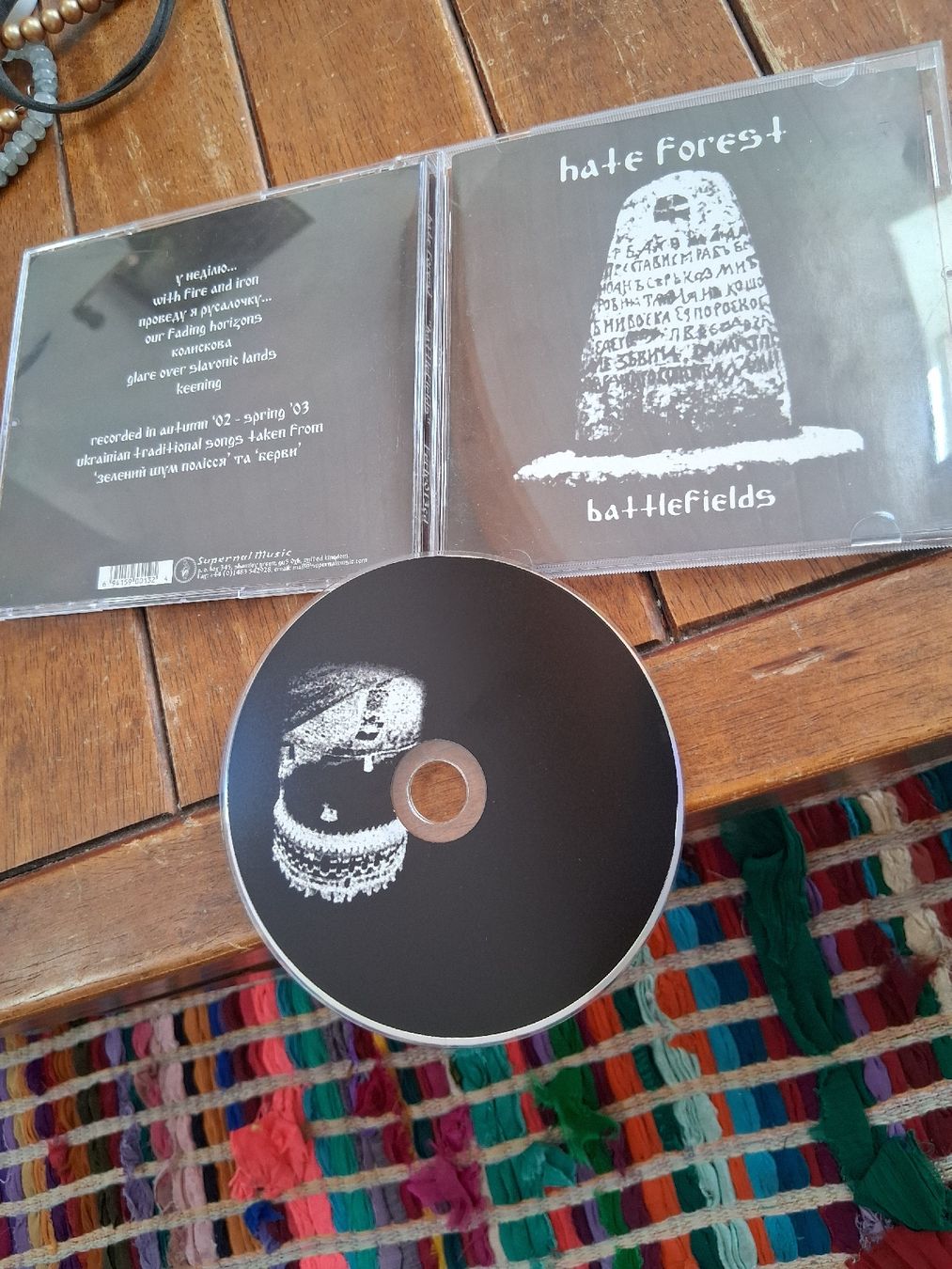 CDs: hate forest- battlefields  – Gebraucht aus St-Cergue von VeganWarrior
