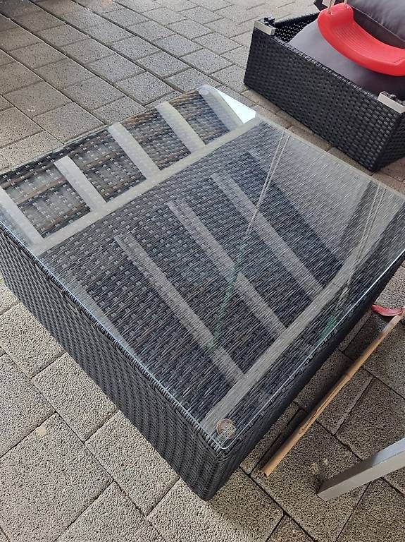 Tavoli: Lounge Tisch Rattan – Usato da Sutz venduto da Dalilea 2