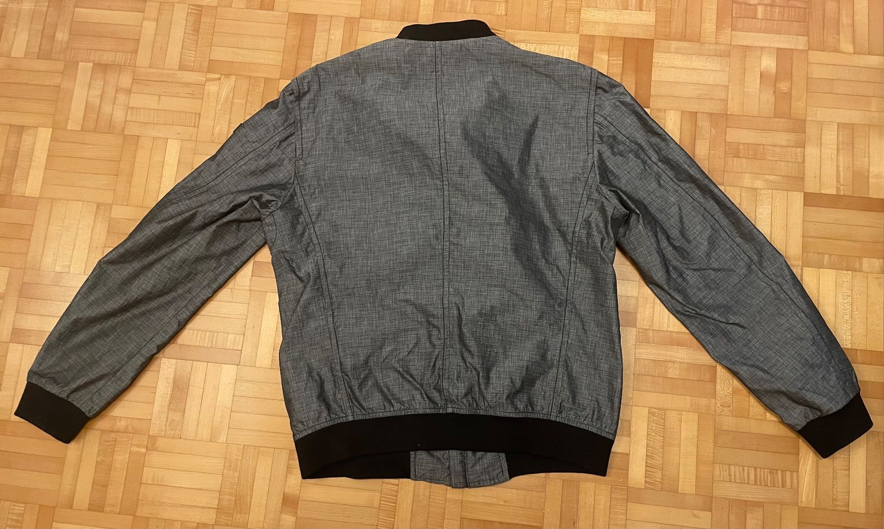Peuterey Giacche: Peuterey Jacke Grösse L – Usato da Zug venduto da Deimar93 1