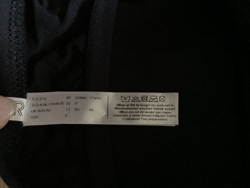 Costumi da bagno & Bikini: Damen-Badeanzug, Gr. 38, schwarz, neu – Nuovo (secondo la descrizione) da Bad Zurzach venduto da Hibiskus78 2