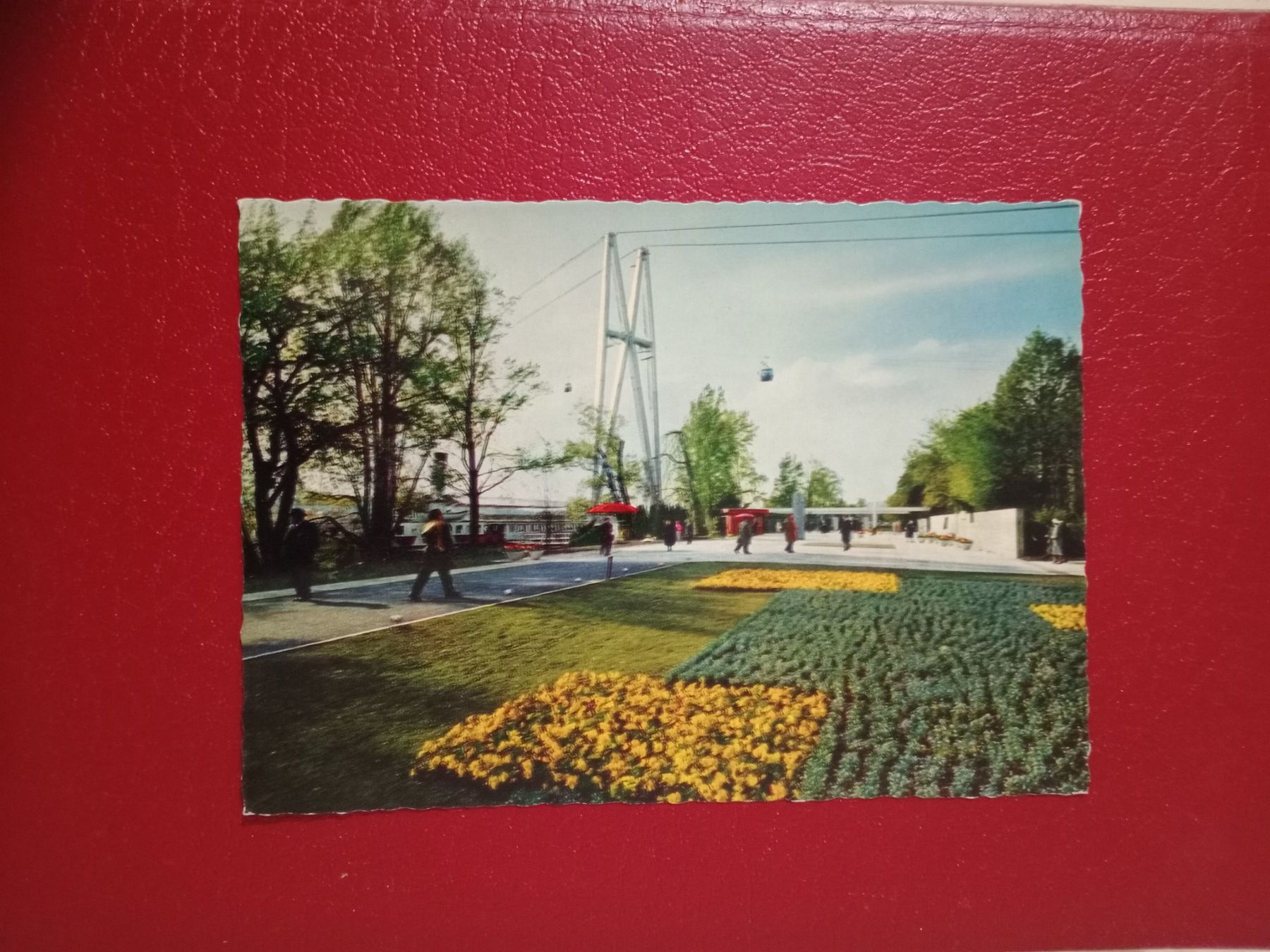 Cartoline postali: Zürich Saffa 1959 mit Gondelbahn – Usato da Küttigen venduto da Melisch1000
