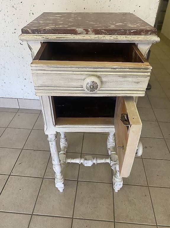 Comodini: Table de chevet avec plateau en Marbre – Usato da Chêne-Bourg venduto da met_l6p6 1