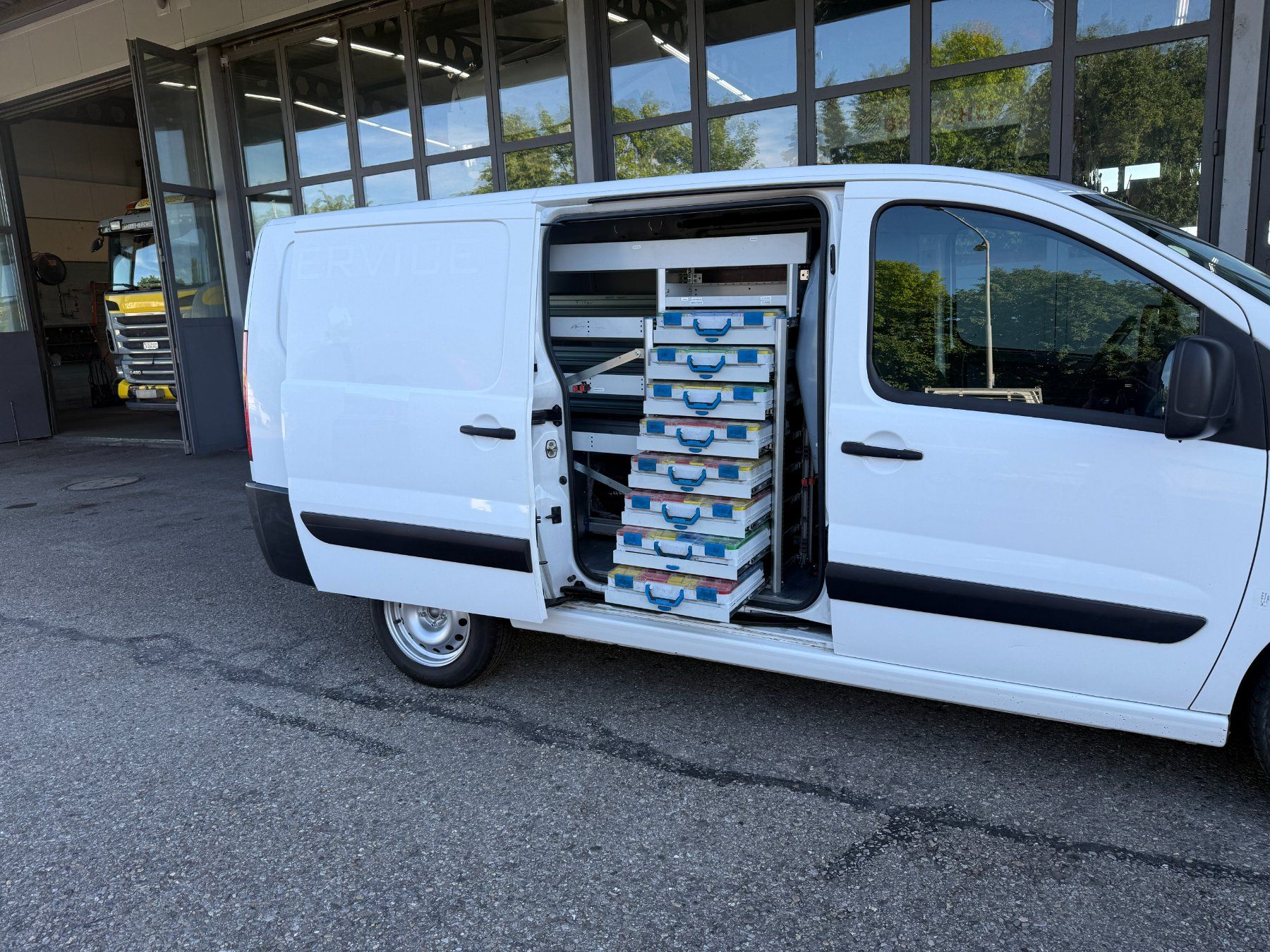 Toyota Veicoli commerciali: Toyota Proace 2.0 Diesel – Usato da Neukirch (Egnach) venduto da Hanag1 1