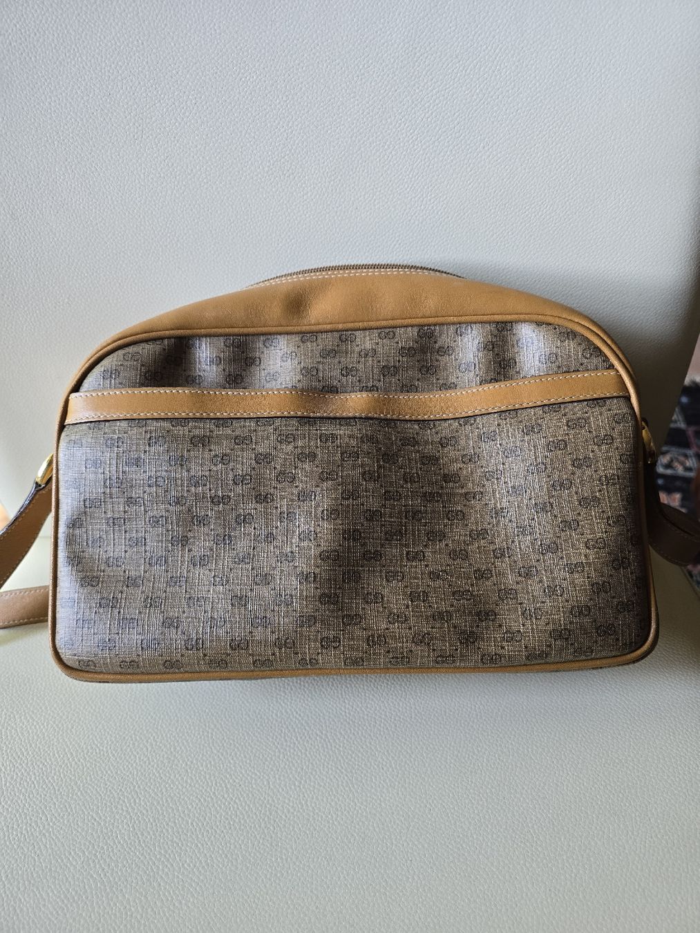 Gucci Altro in  Abbigliamento & Accessori: Cross body bag Gucci vintage – Difettoso da Crassier venduto da Mimikaki 1