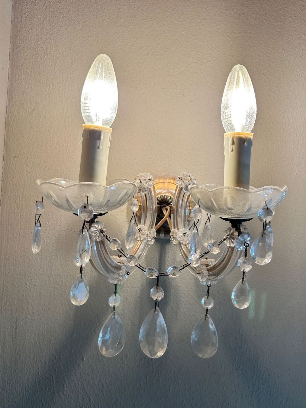 Lampade: Wunderschöne antike Wandlampe – Usato da Bremgarten b. Bern venduto da Thermes 2
