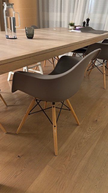 Sedie: 4 x Replica Eames DAW Esszimmerstuhl – Usato da Schenkon venduto da mazzi11 4