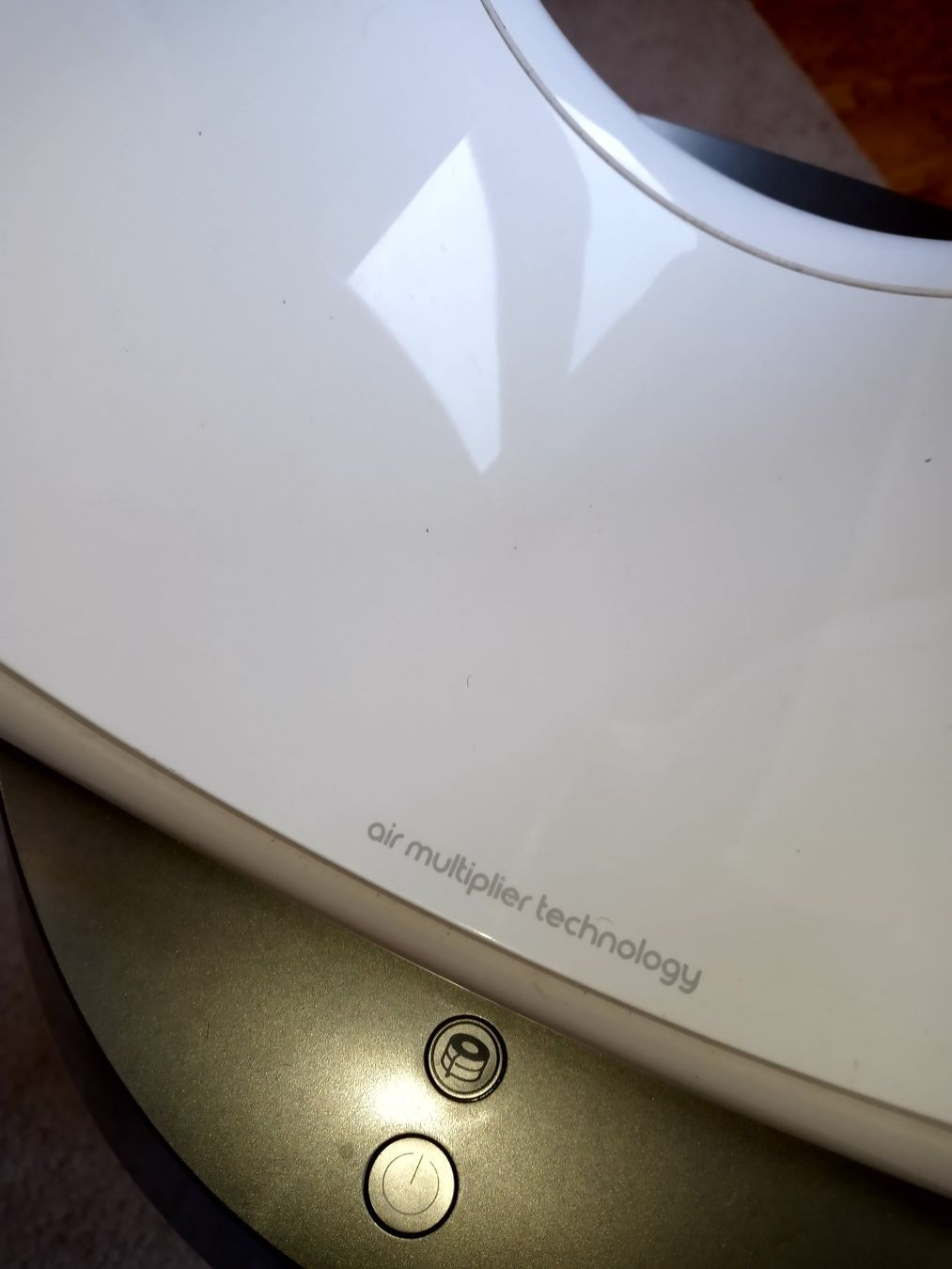 Dyson Purificatori d'aria: Dyson Pure Humidify+Cool (PH01) – Difettoso da Prez-vers-Siviriez venduto da Monija70 1