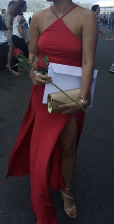 Abendkleid rot mit Schlitz