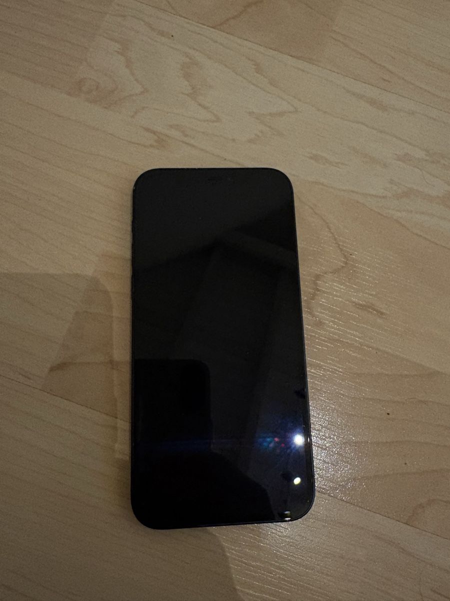 Apple Portables: Iphone 12 128Gb Apple – D'occasion à Mägenwil par Jan.k02 1