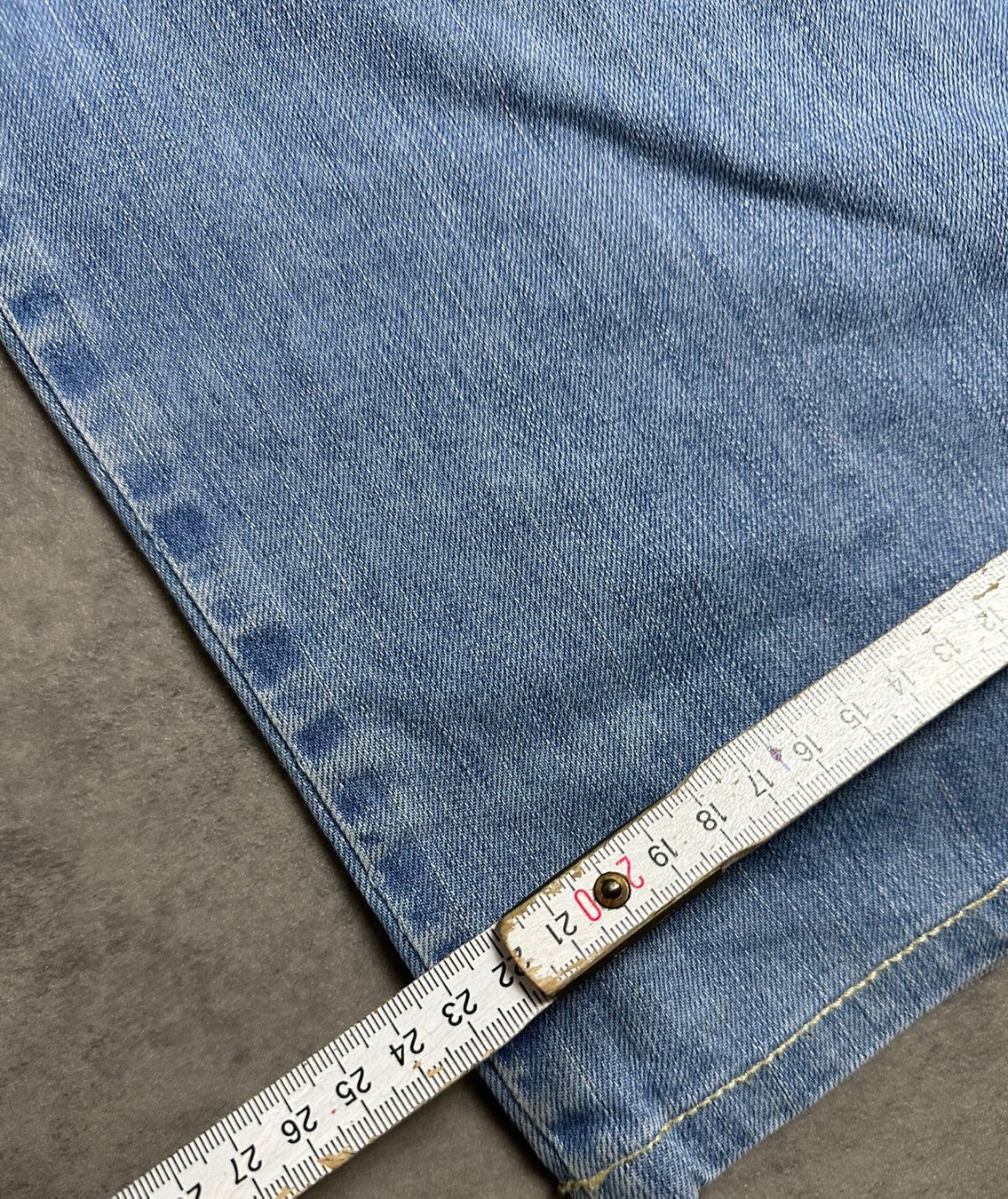Jeans: Burberry Jeans Grösse M – Gebraucht aus Wolfhalden von GodzillaArchive 5
