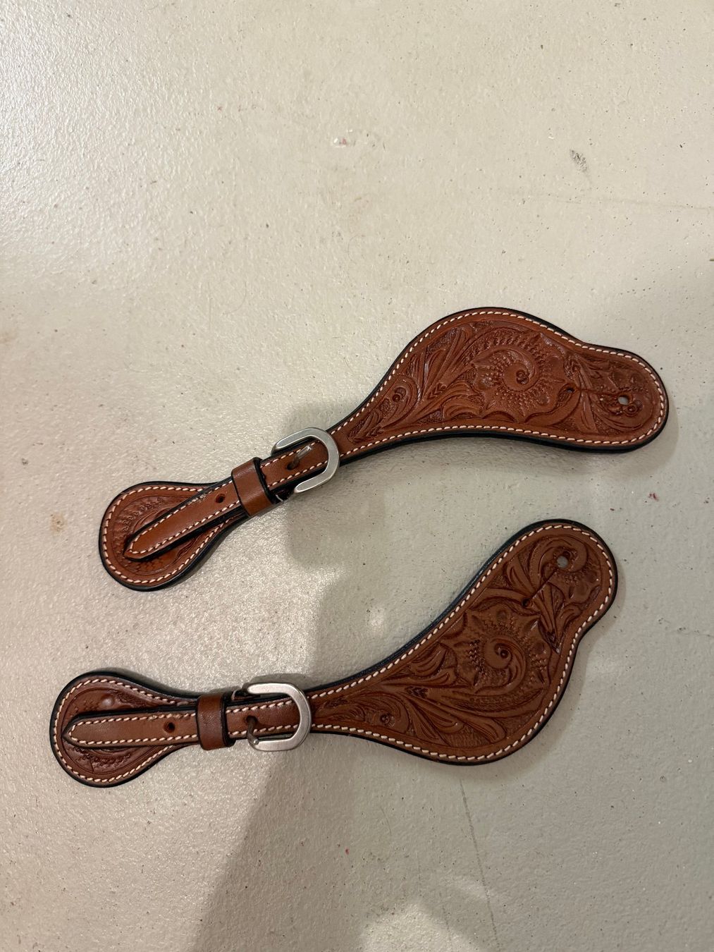 Selles & Accessoires: Sporenriemen Western – Neuf (Voir description) à Zollikofen par Maria_verena