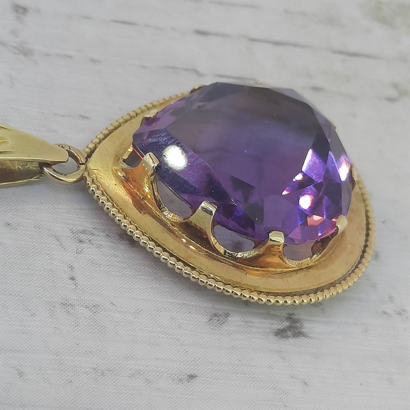Ketten: Goldkette mit wunderschönem Amethyst – Gebraucht aus Unterägeri von Altgoldschmuck 4