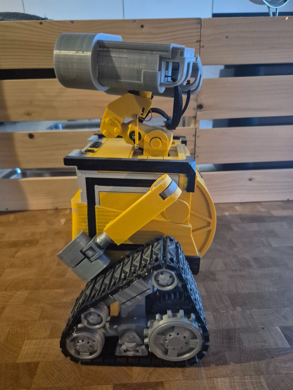Statuette: WALL-E Roboter Figur 3D-Druck Modell – Usato da Holderbank AG venduto da Ohngesichtli 3