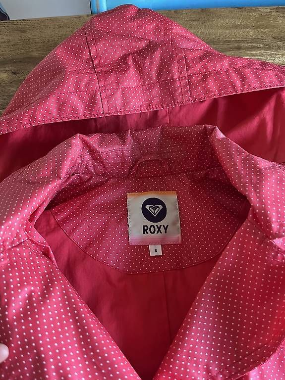 Roxy Giacche: Roxy Regenjacke Grösse S – Usato da Luzern venduto da azul12 1