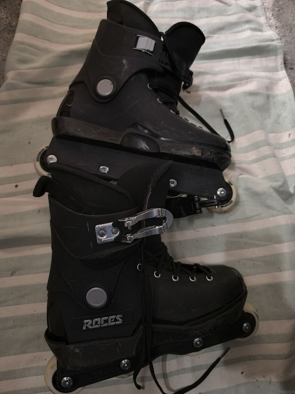 Patins à roul. & inline: Roces Aggressive Skates, Grösse 39, gebraucht – D'occasion à Zürich par Walther_M
