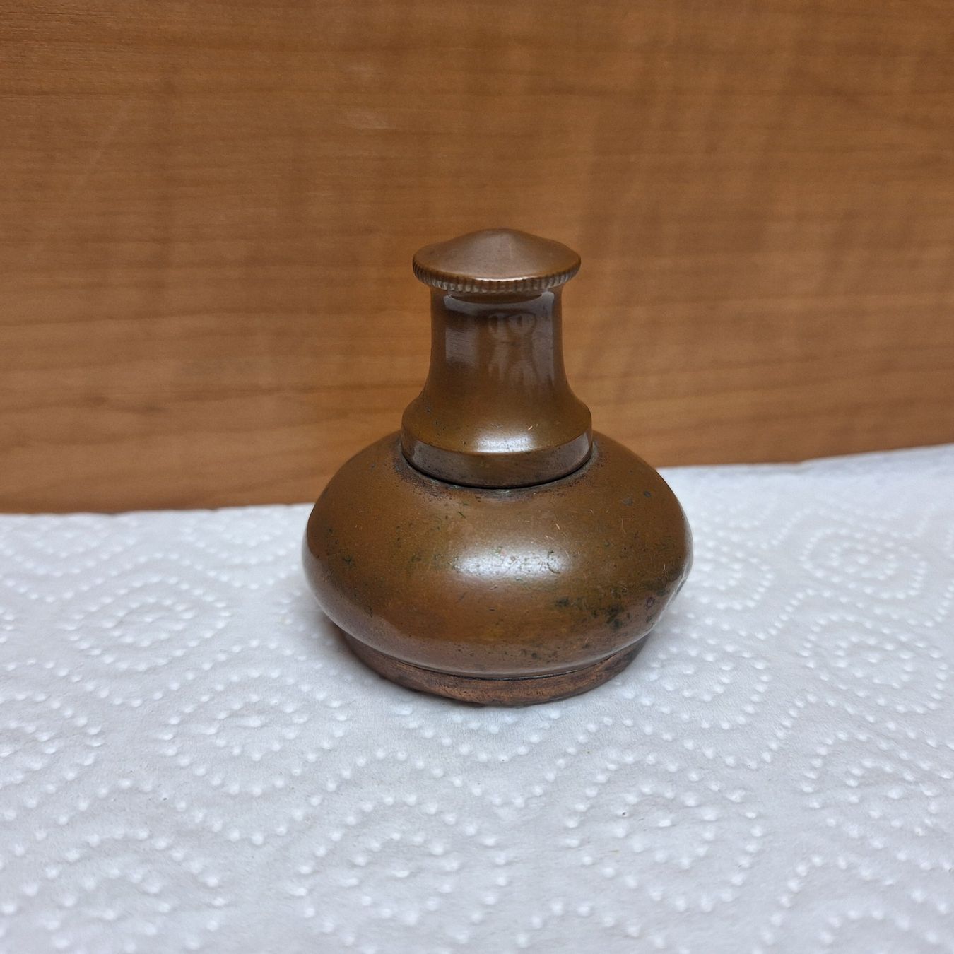 Accessori da laboratorio: Versand möglich. Antikes Fläschchen mit Drehverschluss – Usato da Winterthur venduto da Goldpipau