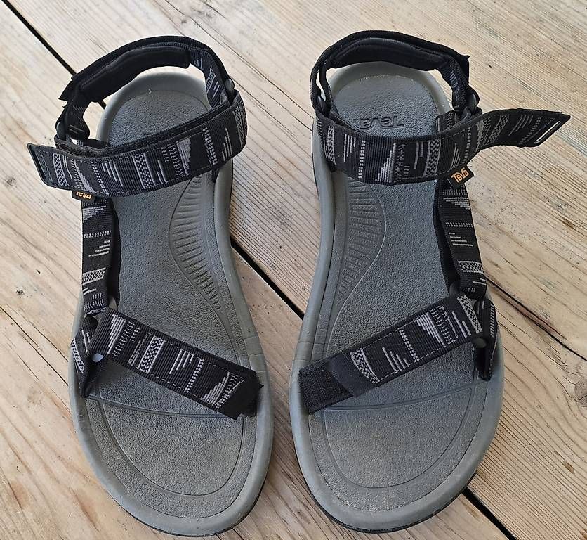 Teva Scarpe da uomo: Teva-Sandalen Gr. 44,5 – Usato da Escholzmatt venduto da Koenigskind2023