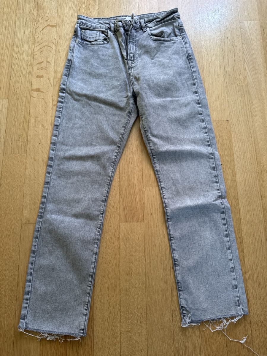 Lotti di vestiti: Kleiderpaket Jeans Gr. 34/36 – Usato da Mauren venduto da ducducturi 6