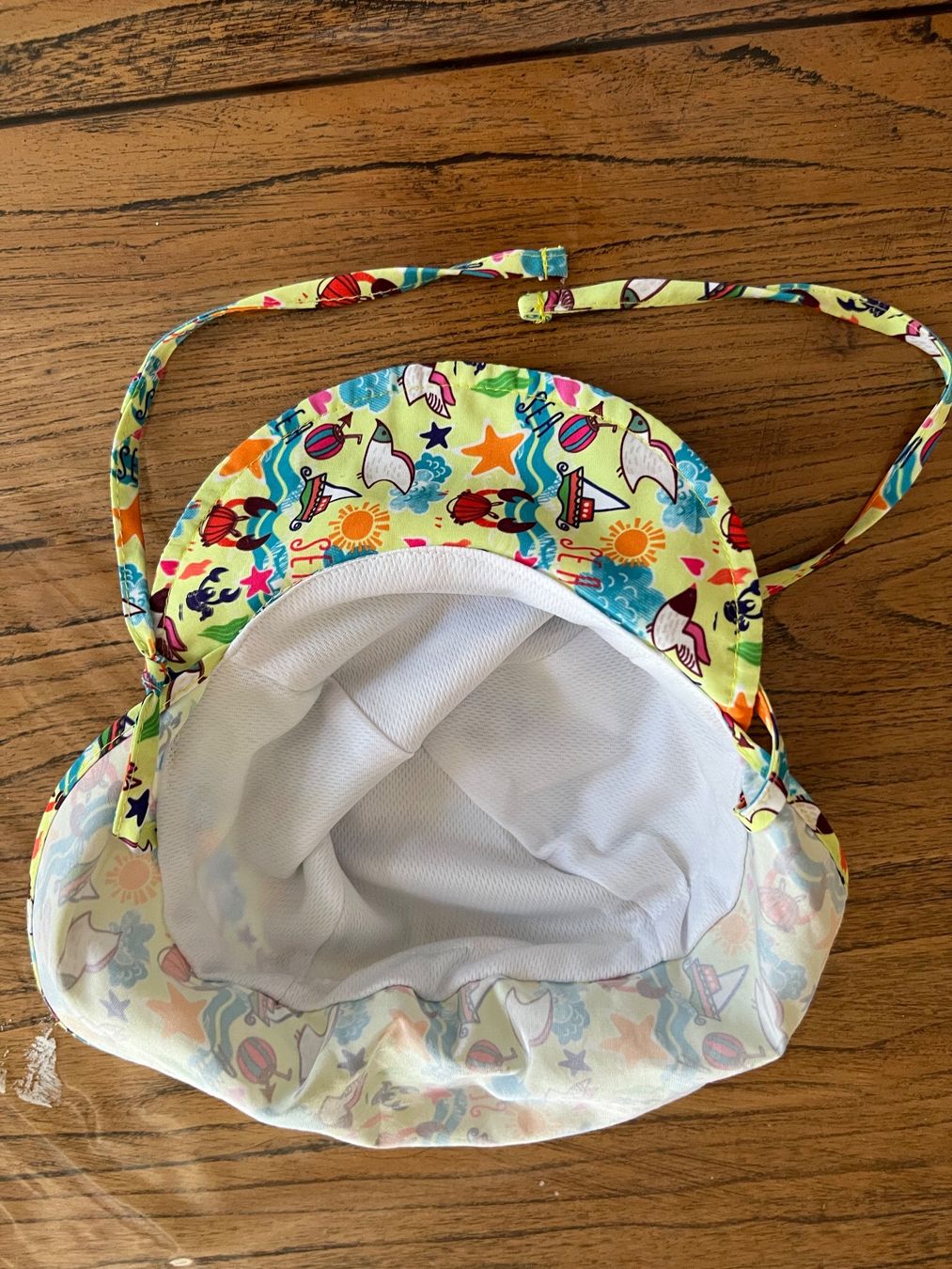 Altro abbigliamento per bambino: Sonnenhut Kinder Grösse 52 – Usato da Veltheim AG venduto da kronecker 1
