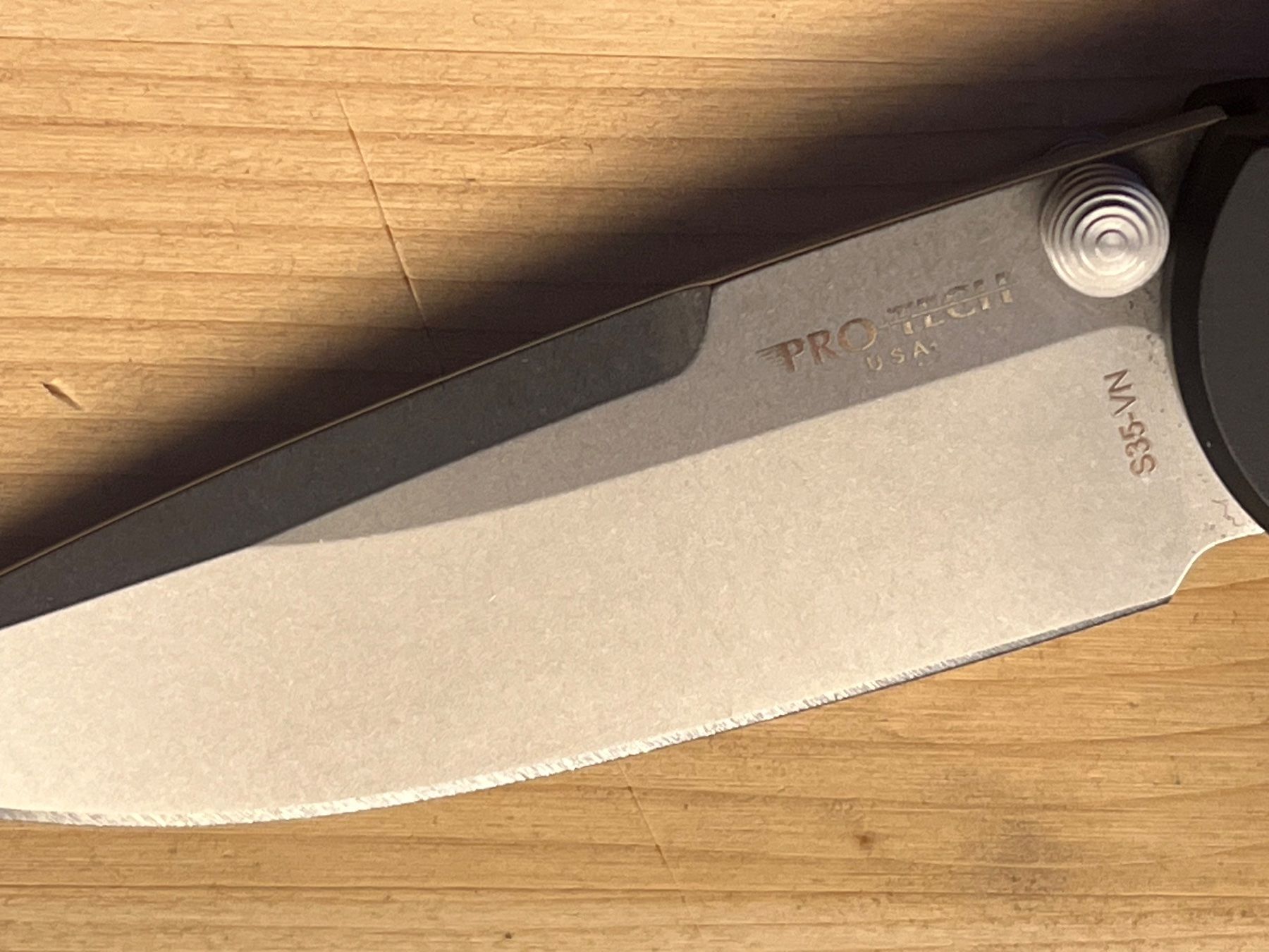 Coltelli tascabile: Pro-Tech TR-3 Integrity INT101 S35VN Taschenmesser – Nuovo e nell'imballaggio originale da St. Niklaus VS venduto da wildholzmann