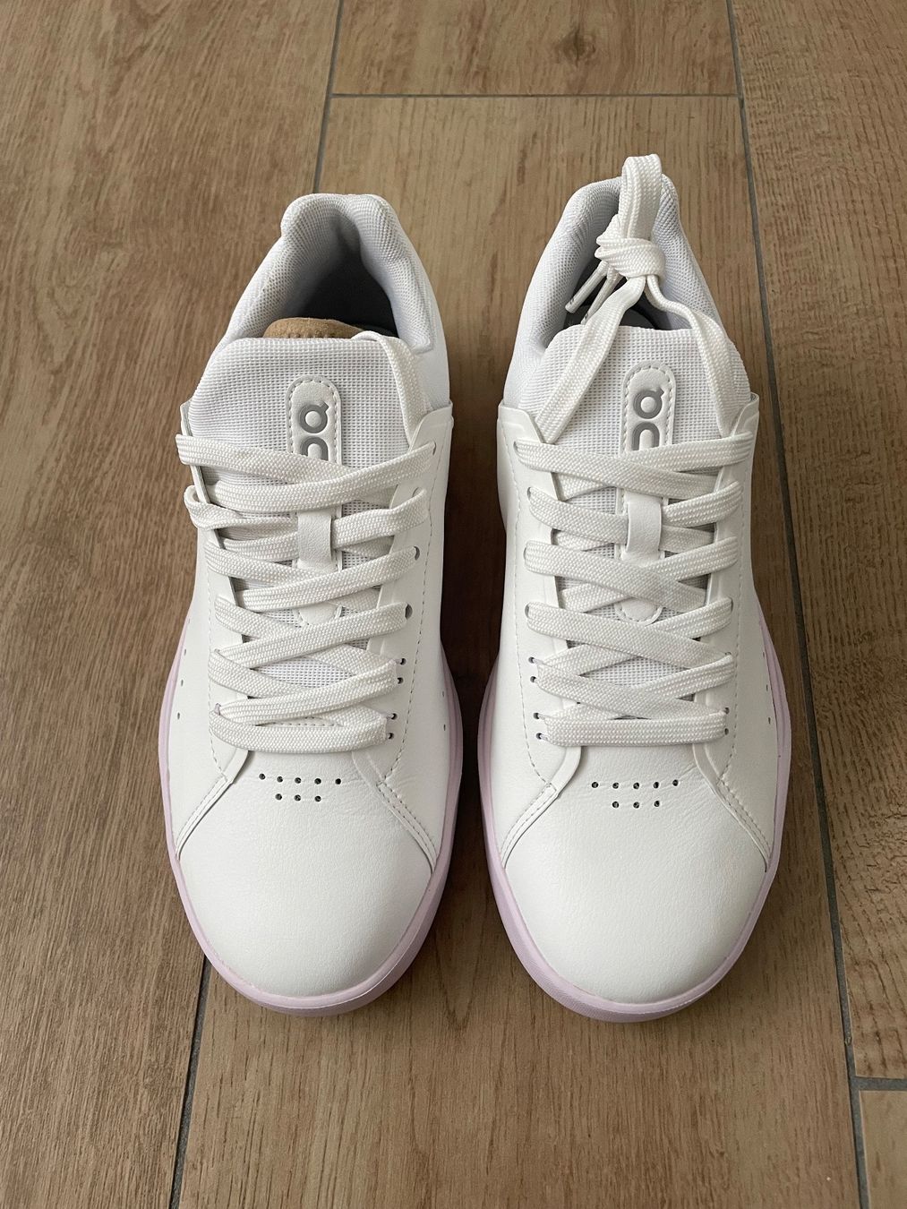 On Scarpe da donna: On The Roger Advantage Turnschuhe Gr. 38 NEU – Nuovo e nell'imballaggio originale da Waltenschwil venduto da hansnine 2