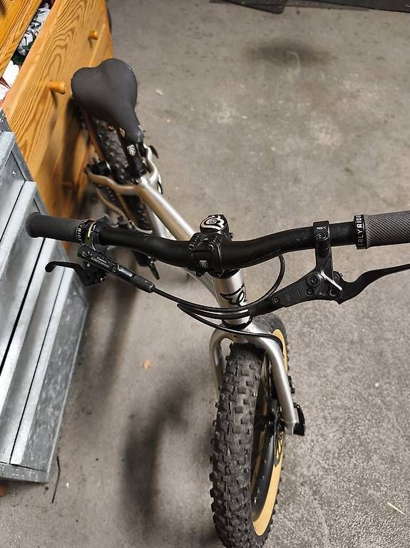 Biciclette: Early Rider 16zoll mit Scheibenbremsen – Usato da Vilters venduto da Vils01