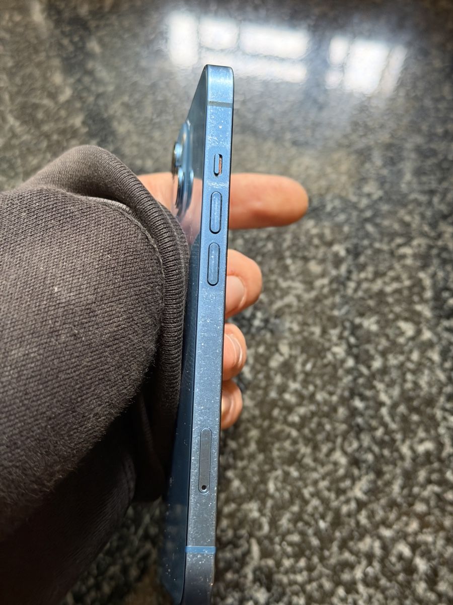 Apple Telefoni cellulari / Smartphones: iPhone 13 128gb – Difettoso da Lausanne venduto da Planet_Faisceaux 3