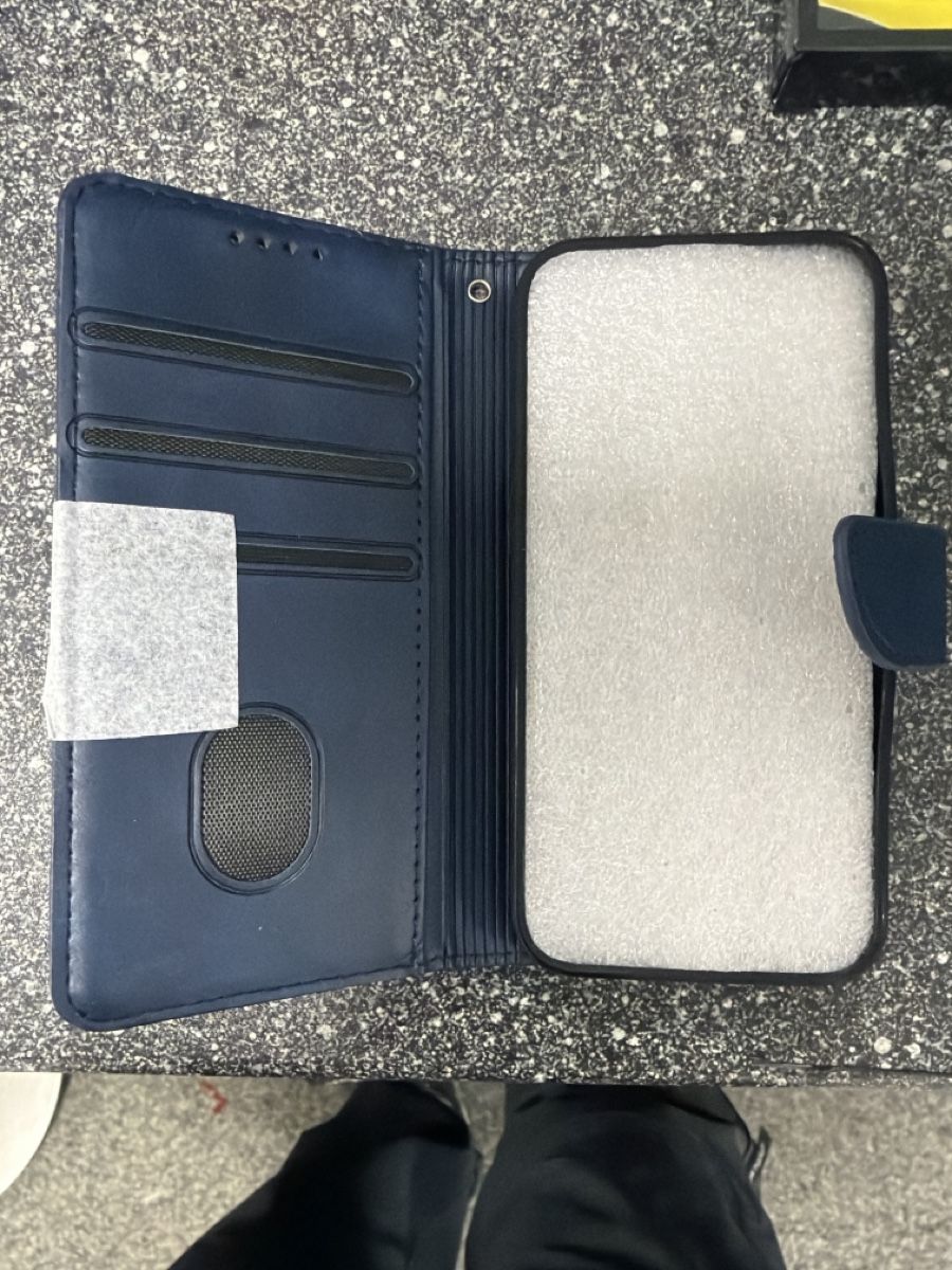Apple Cover & Protezioni schermo: iPhone 13 Mini - Coque à clapet bleu  – Nuovo e nell'imballaggio originale da Bulle venduto da Nghost 1
