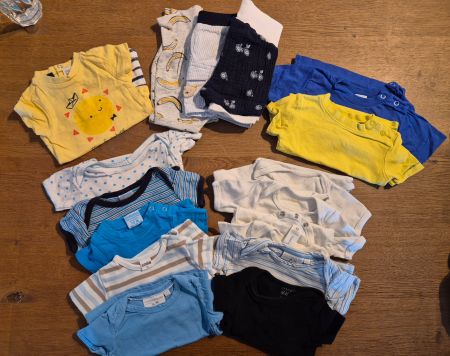 Kleider Paket 1, 16 Teile, Sommer, Grösse 56