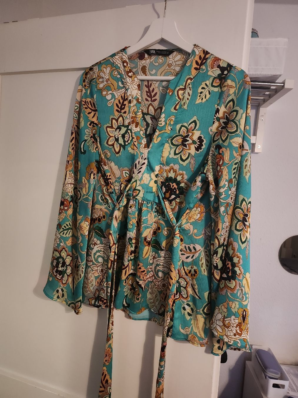 Zara Camicette: Zara Bluse Boho Türkis Grösse XS – Nuovo (secondo la descrizione) da Basel venduto da lucyia