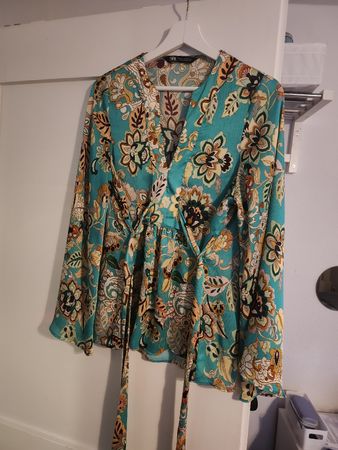 Zara Bluse Boho Türkis Grösse XS