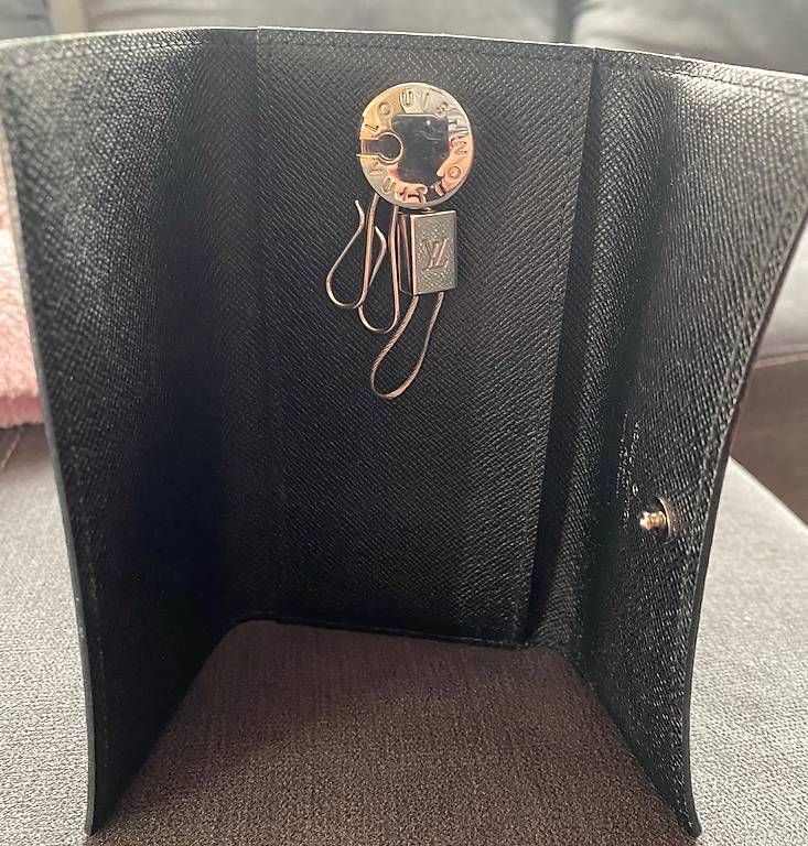 Louis Vuitton Altro in  Abbigliamento & Accessori: Louis Vuitton – Usato da Niederbuchsiten venduto da CsBertha