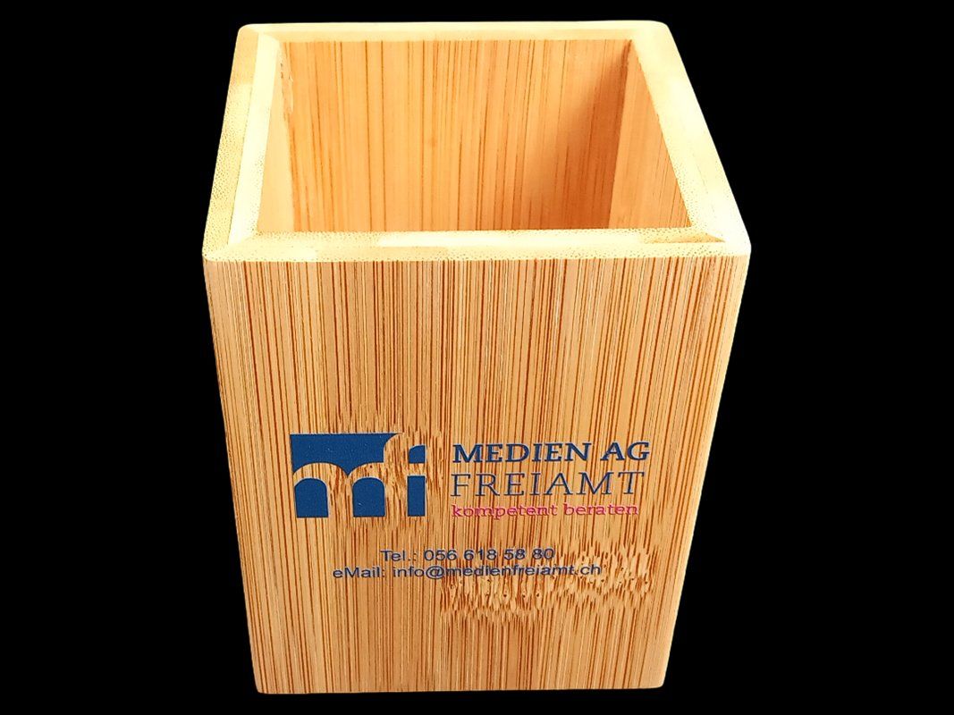 Blocchi: Bambus Notizzettelbox inkl. Stift – Nuovo (secondo la descrizione) da Hünenberg venduto da Restwert_Zug 1