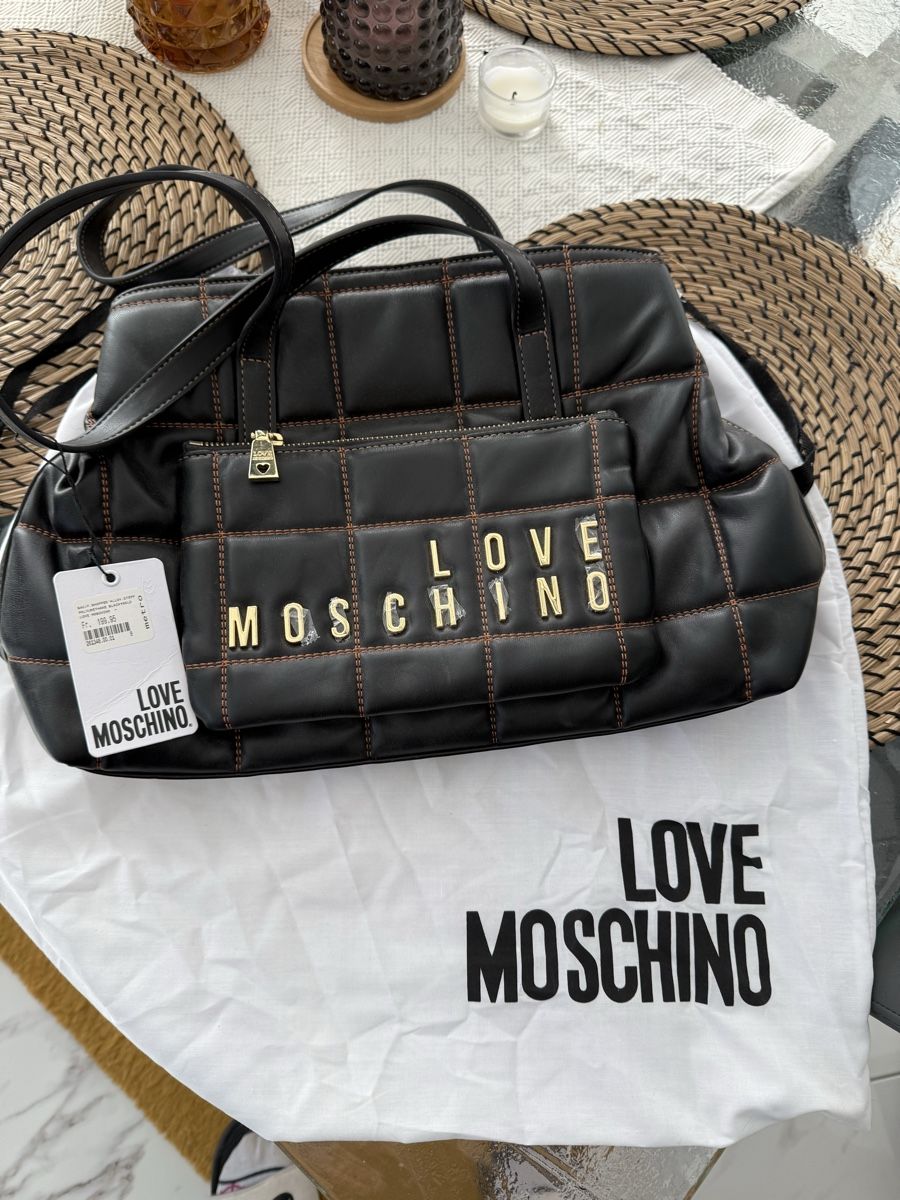 Moschino Taschen für Damen: Neue Love Moschino Handtasche – Neu und originalverpackt aus Arch von Aga84