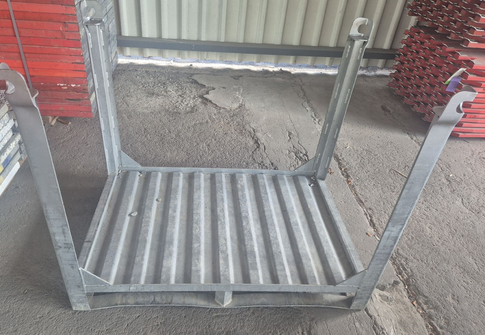 Pallets: Transportgestell – Usato da Hedingen venduto da oze_6gpj