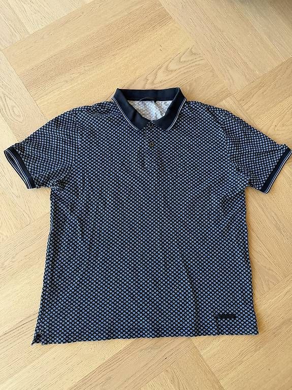Magliette Polo: PRADA Poloshirt – Usato da Uitikon Waldegg venduto da lapagy
