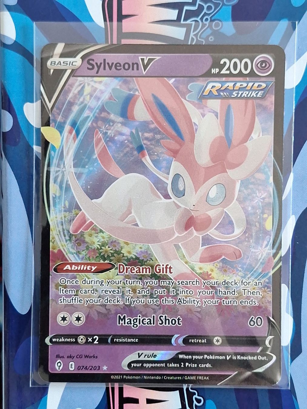 Pokémon Carte collezionabili: Sylveon V - Evolving Skies - #4 – Usato da Altstätten SG venduto da GGsGameshop