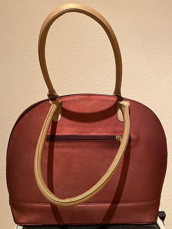 Borse da donna: Vintage Handtasche aus Leder – Usato da Wetzikon ZH venduto da masabelina63 1