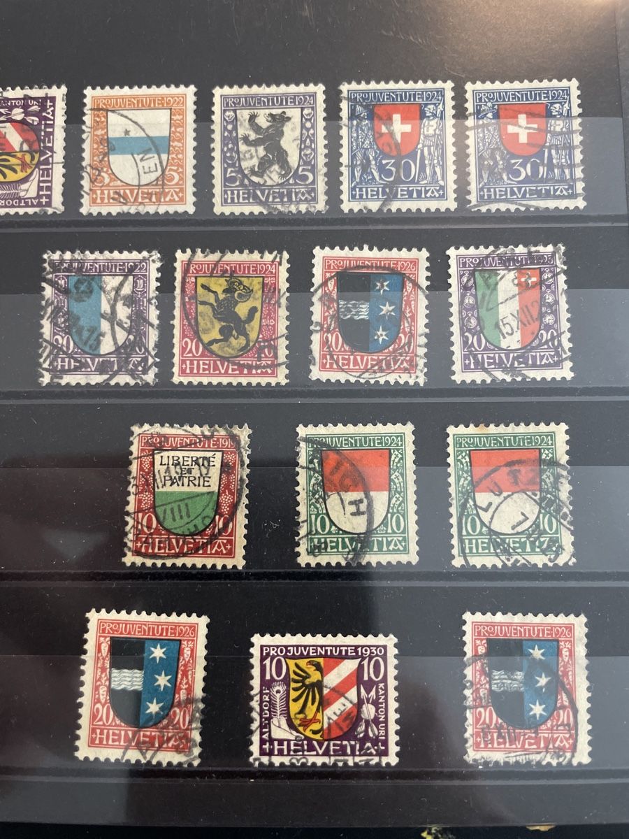 Tutti i francobolli: Abart 18 Briefmarke Top Lot – Usato da Muri AG venduto da Briefmarke-Schweiz 1