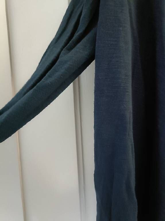 Giacche: Süsse Strickjacke dunkelblau Gr. XS – Usato da Sissach venduto da jgt_6k76 1