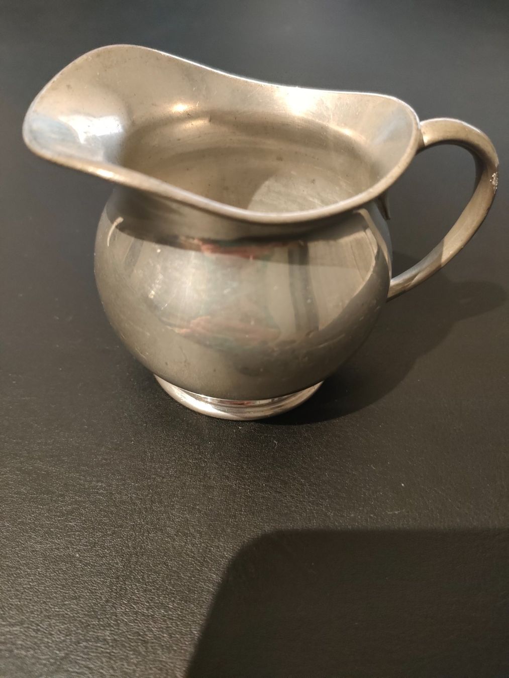 Karaffen: Zinn Kännchen - Sauciere - Cornish Pewter Sheffield – Gebraucht aus Wiesendangen von s_er
