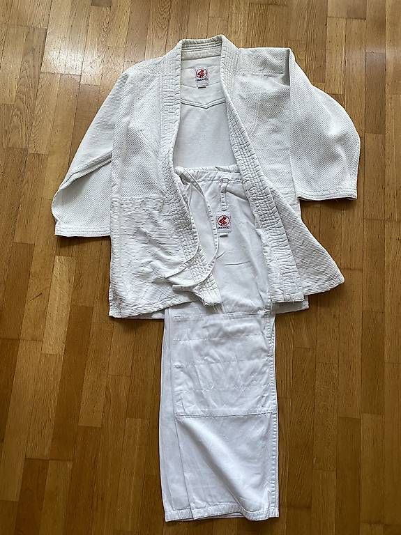 Kimonos: Kimono Budo 4/170 – Gebraucht aus Biasca von nel_r2d6