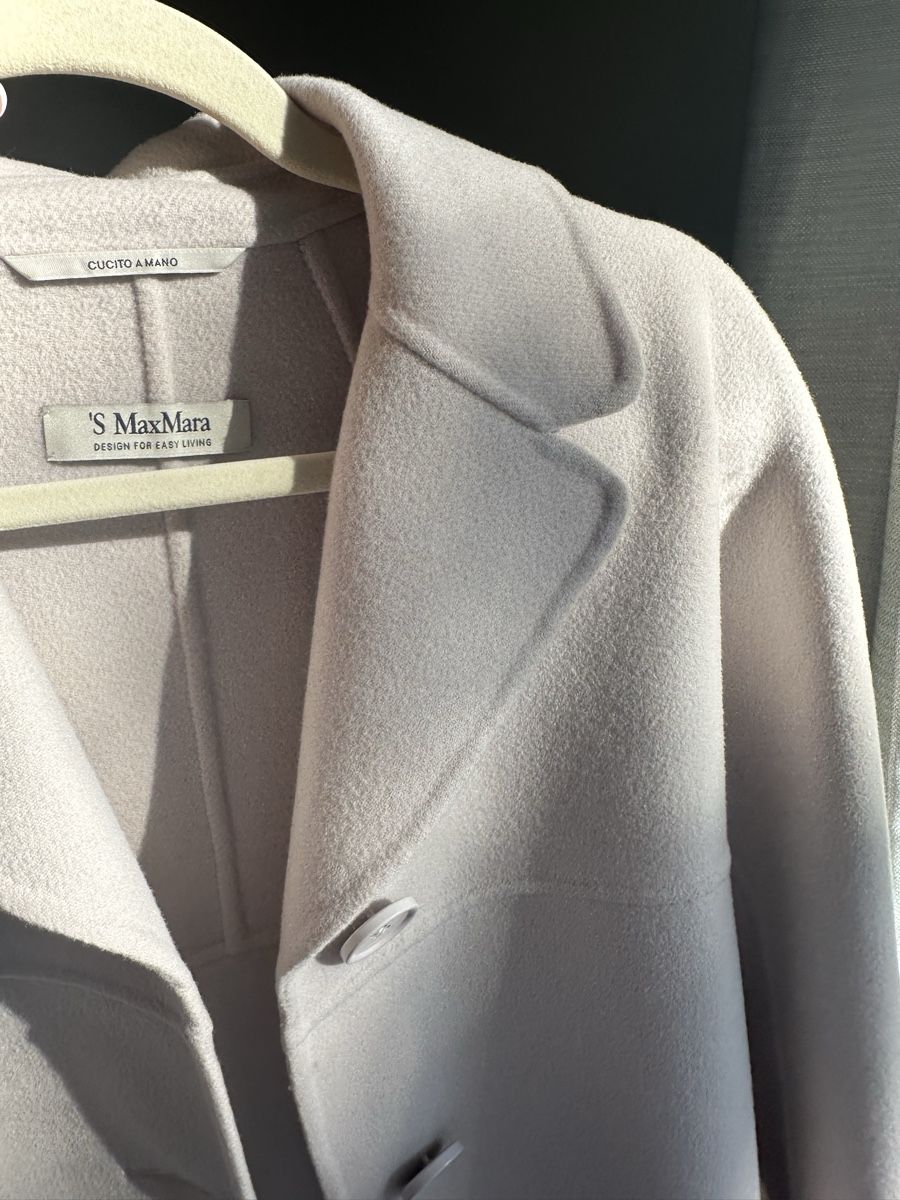 Max Mara Giacche: Puderfarbige MaxMara Long Jacket – Nuovo e nell'imballaggio originale da Zürich venduto da Chez_Dali 4